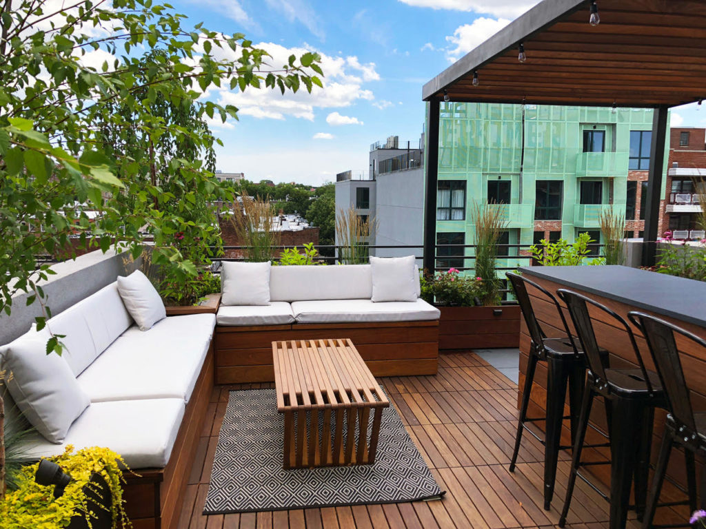 Beautiful Bed-Stuy Roof Garden, Pergola & Outdoor Kitchen